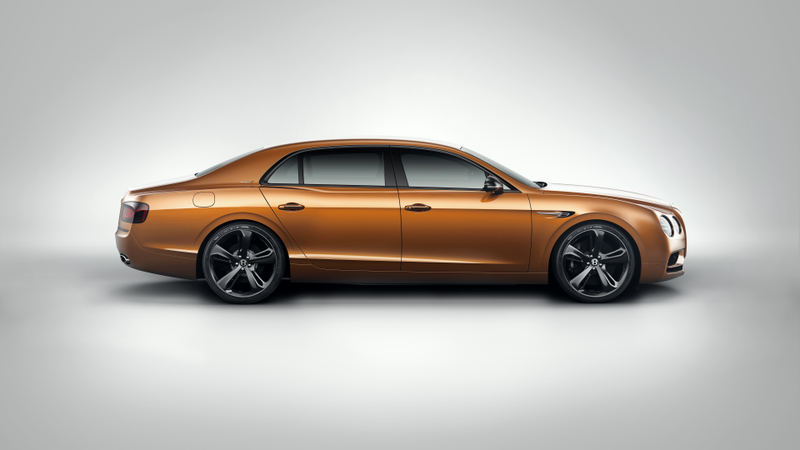Illustration for article titled This Is The First Bentley Sedan That Will Do More Than 200 MPH